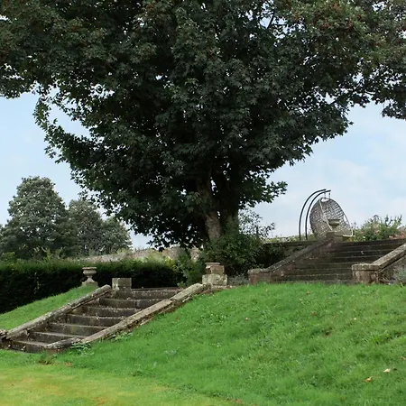The Courtyard - Uk51919 Holiday home
